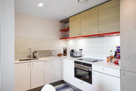 1 bedroom apartment for sale, Hoola Apartments, Royal Victoria Dock E16