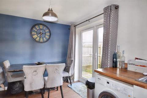 3 bedroom semi-detached house for sale, Maple Road, Shaftesbury