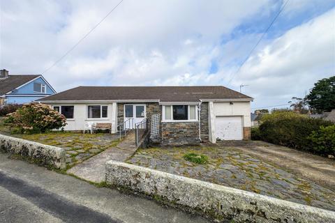 3 bedroom detached bungalow for sale, Bryn Siriol, Fishguard