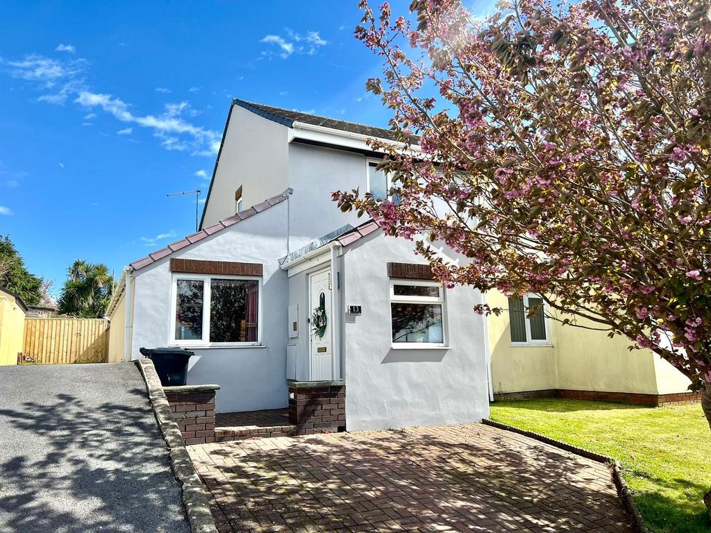Britannia Road, Pembroke Dock, SA72 2 bed semidetached house for sale