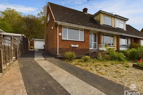 3 bedroom semi-detached house for sale, Springfield Drive, Cinderford
