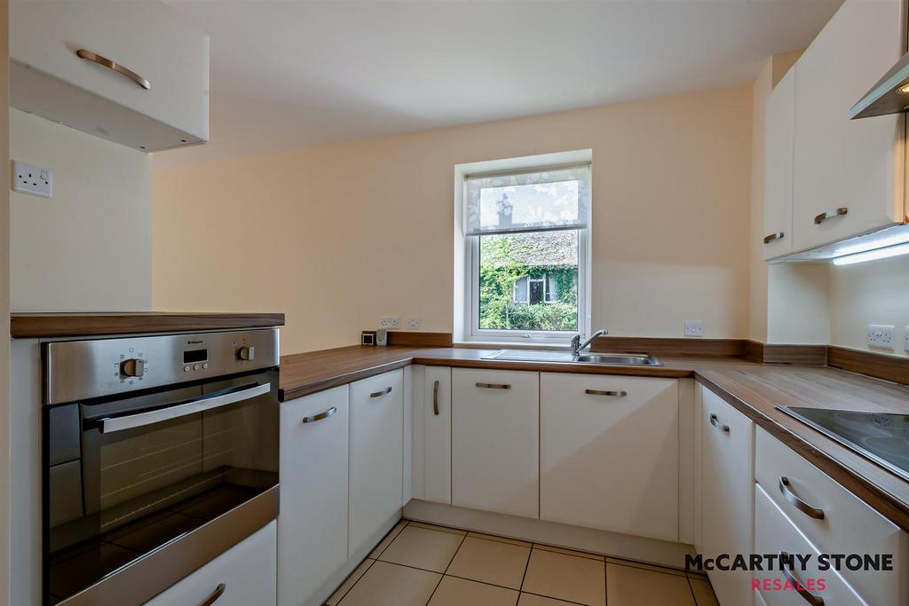 8592212-interior14-800.jpg