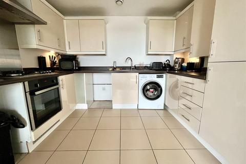 1 bedroom apartment to rent, Poppy Drive, Enfield