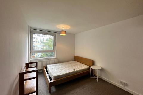 4 bedroom flat to rent, De Beauvoir Estate, London