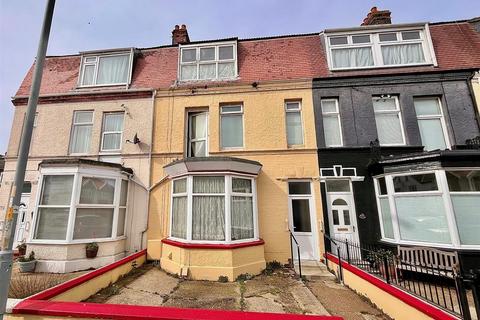 6 bedroom terraced house for sale, North Denes Road, Great Yarmouth