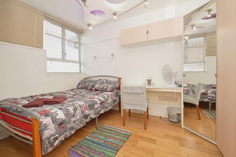 4 bedroom flat to rent, Old Church Road, Stepney, E1