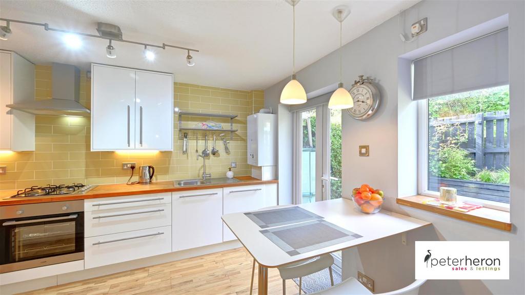 Breakfasting Kitchen