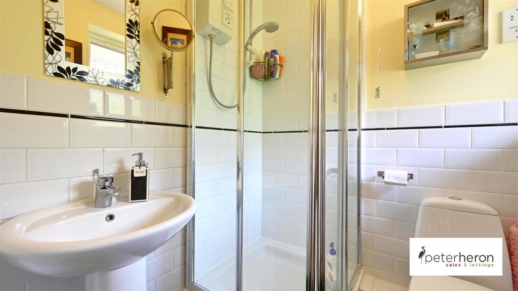 En Suite Shower Room