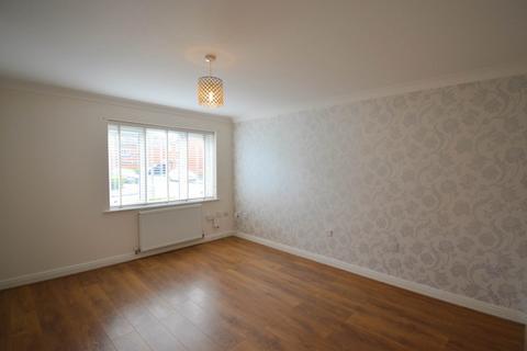3 bedroom semi-detached house to rent, Cotton Fields, Worsley