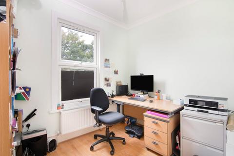75 Carlyle Road, London, E12 6BW