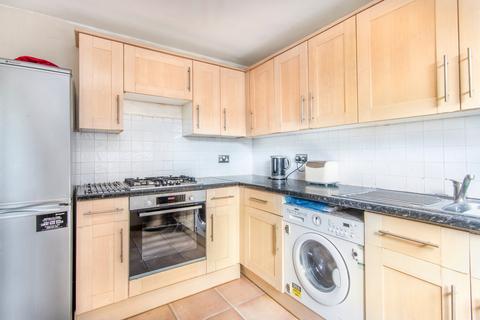 22 Barton Close, London, E6 5QE