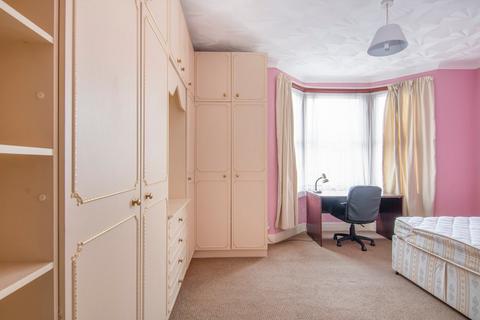 186 Monega Road, London, E7 8ER