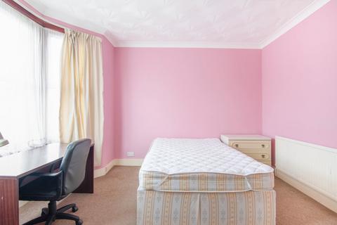 186 Monega Road, London, E7 8ER