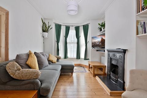 4 bedroom terraced house for sale, Mitcham Road, East Ham, London, E6