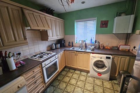 3 bedroom terraced house for sale, Hide, Beckton, London, E6