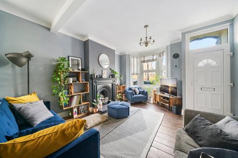 2 bedroom terraced house for sale, Lonsdale Avenue, East Ham, London, E6