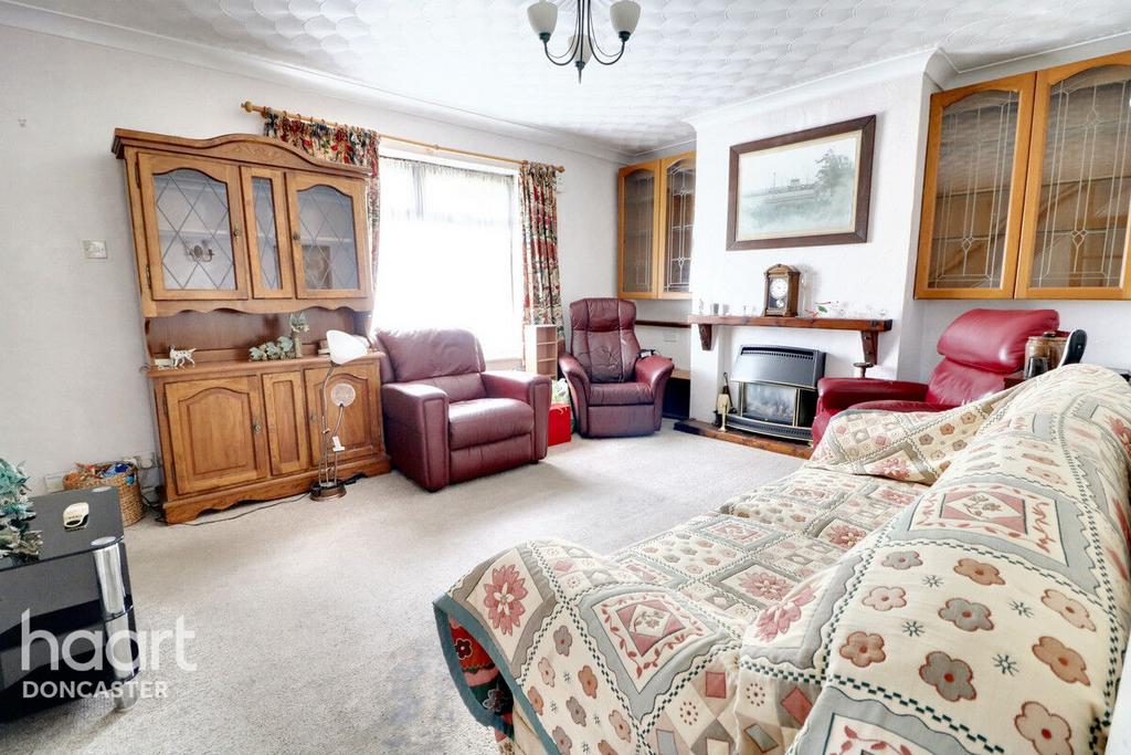 Theodore Road, Askern, Doncaster 2 bed semidetached house for sale £