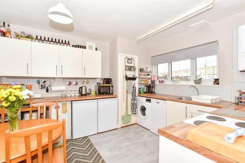 3 bedroom maisonette for sale, Park Parade, Havant, Hampshire