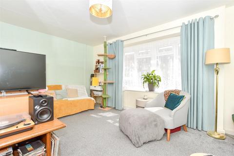 3 bedroom maisonette for sale, Park Parade, Havant, Hampshire