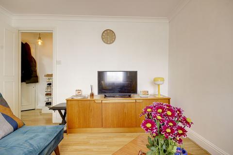 1 bedroom flat for sale, Old Kent Road, Bermondsey SE1