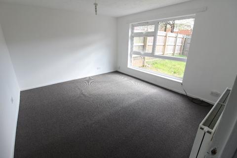 3 bedroom terraced house to rent, Blakemore, Telford