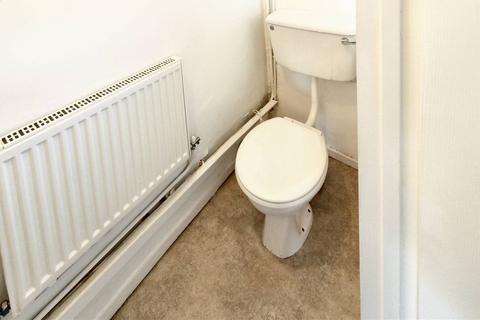3 bedroom terraced house to rent, Blakemore, Telford