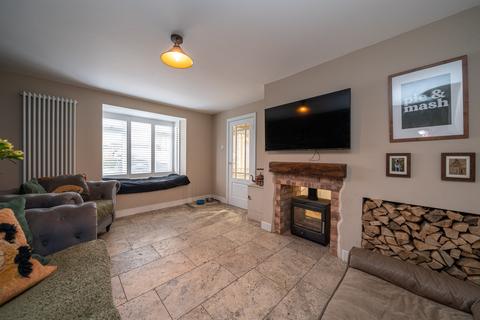 24 Peartree Road, Hemel Hempstead, HP1 3QW