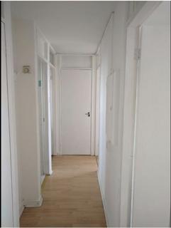 2 bedroom flat for sale, Nashe House, Burbage Close, Borough, London SE1