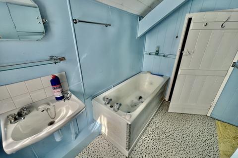 Glynceiro Dole, Llandre, Bow Street, SY24 5AE