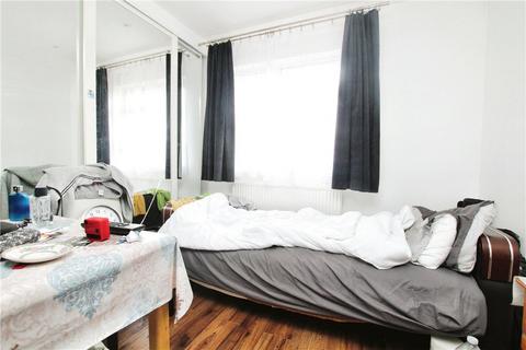 105 Robeck Road, Ipswich, IP3 0HS