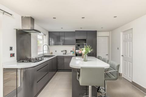 22 Harkness Close, Bletchley, Milton Keynes, MK2 3NB