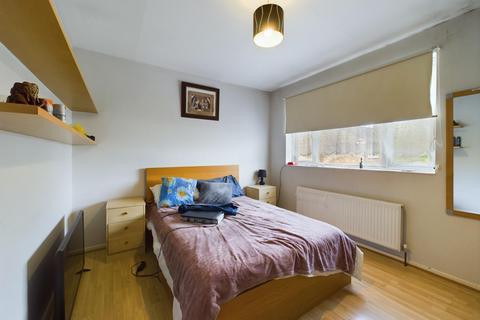 3 bedroom terraced house for sale, Murray Square, London, E16