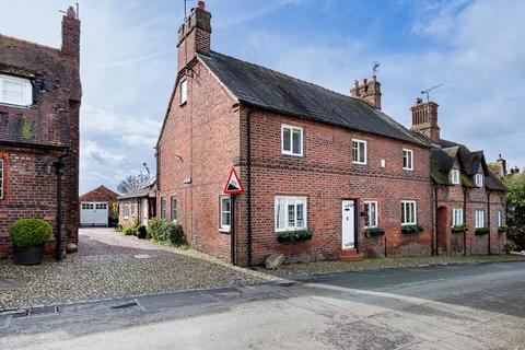 3 bedroom end of terrace house for sale, High Street, Great Budworth, CW9