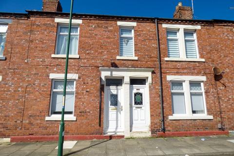 2 bedroom flat to rent, Mozart Street, South Shields