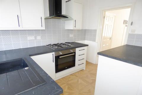 2 bedroom flat to rent, Mozart Street, South Shields