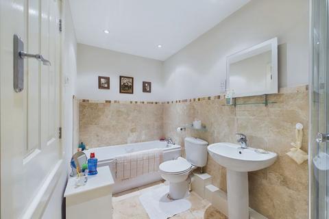 3 bedroom mews for sale, 15 Manor Close, Whitby