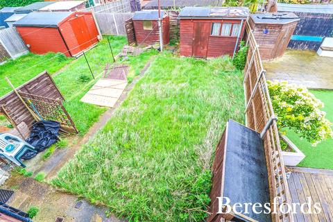 11 Annalee Gardens, South Ockendon, RM15 5DE