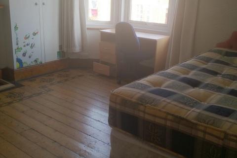 5 bedroom house share to rent, Saint Anne's Road