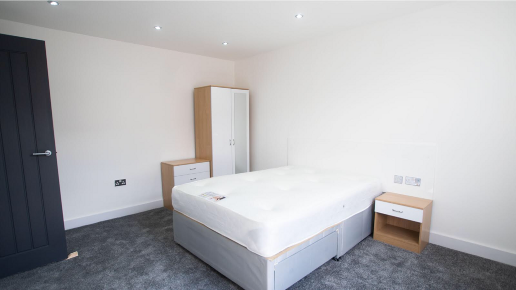 House in Leeds - View 5