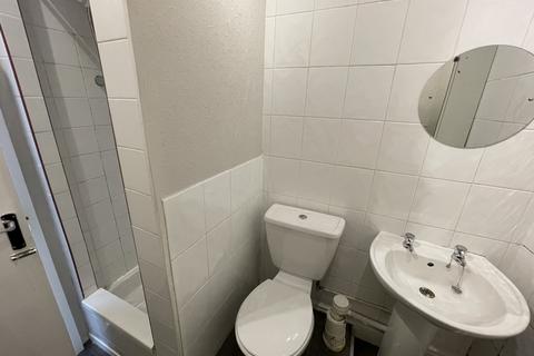 undefined, Adelaide Road, L7 8SQ,