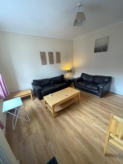 2 bedroom terraced house to rent, Leeds LS6