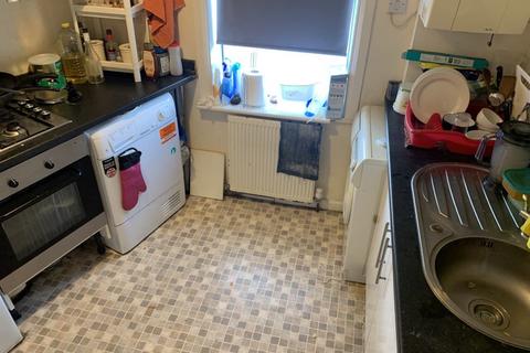 2 bedroom flat to rent, 78 Chapel Lane, Leeds LS6
