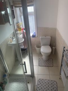 2 bedroom flat to rent, Leeds LS6