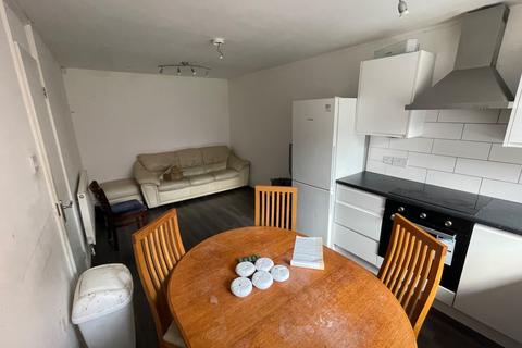 4 bedroom terraced house to rent, LEEDS LS6