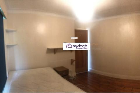 undefined, Leeds LS6