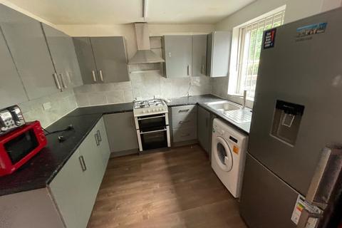 5 bedroom terraced house to rent, Leeds LS3