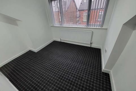 4 bedroom terraced house to rent, Leeds LS6