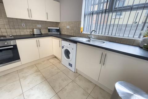 5 bedroom terraced house to rent, L7 2PY, L7 2PY L7