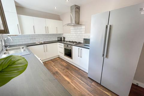 undefined, Ingrow Road, L6 9AJ,