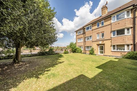 South Bank, Surbiton, KT6